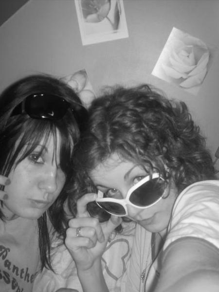 Parce qu'on aime faire nos belles gosses en pyjama :D